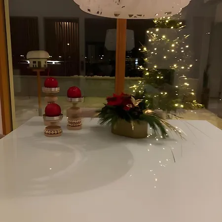 Modern Riverside Villa W Magnificent River Views